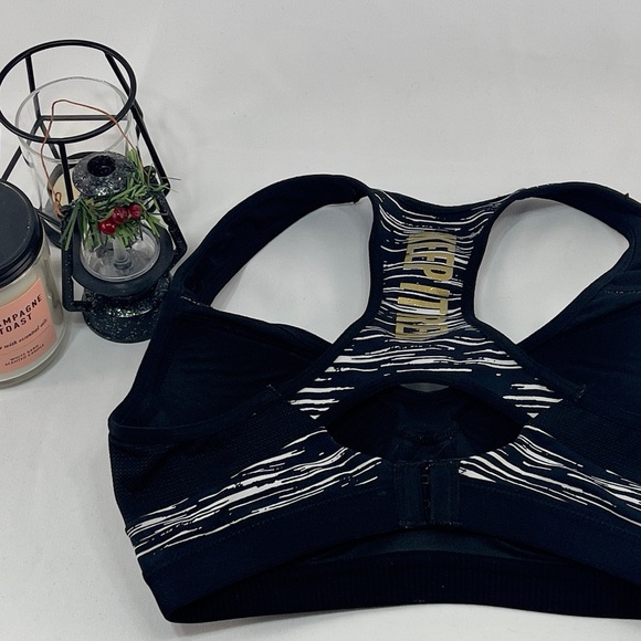 Cotton On Racerback Sports Bra Size 32B - Picture 2 of 3